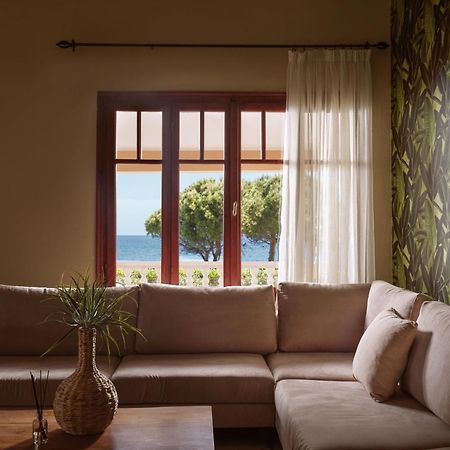 Sea Elegance Villa - On The Beach, By Zantewize Psarou  Εξωτερικό φωτογραφία