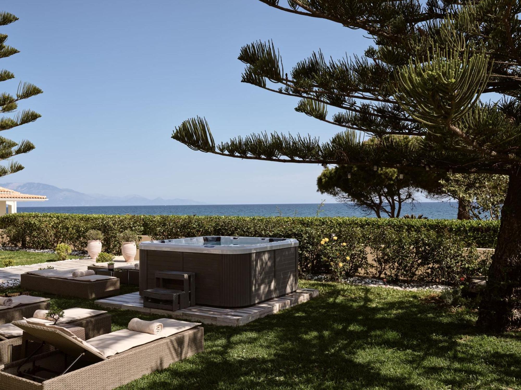 Sea Elegance Villa - On The Beach, By Zantewize Psarou  Εξωτερικό φωτογραφία